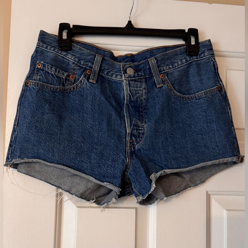 Levi’s High Rise Button Fly Denim Cutoff Shorts Size 28